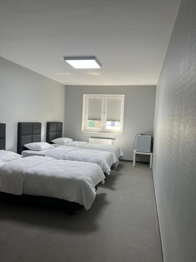 Am Outletcenter Guest house